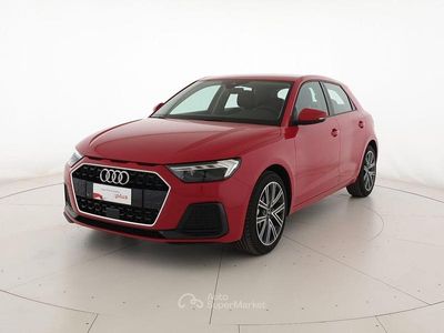 Usata Audi A1 Sportback Admired 95 CV (69 kW) 2024 Rosso progressivo metallizzato Utilitaria