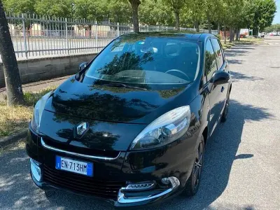 Usata Renault Scénic III Bose Edition 110 CV (80 kW) 2012 Nero Monovolume