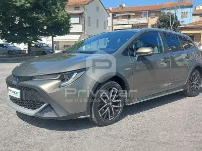 Usata Toyota Corolla 153 CV (112 kW) 2021 Marrone Station wagon
