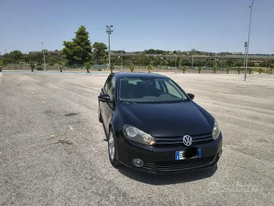 Usata VW Golf VI 110 CV (80 kW) 2009 Utilitaria
