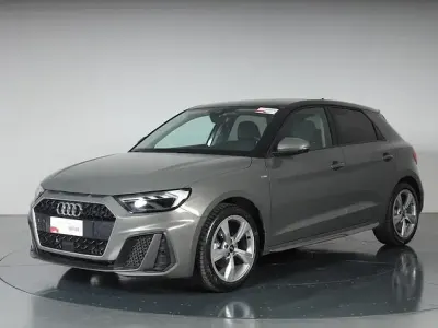 Usata Audi A1 S-Line 150 CV (110 kW) 2024 Grigio chronos metallizzato SUV