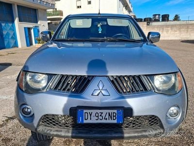 Usata Mitsubishi L200 Invite+ 136 CV (100 kW) 2010 Grigio Pick-up