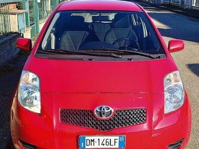 Usata Toyota Yaris Luna 87 CV (63 kW) 2007 Berlina