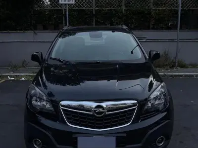 Usata Opel Mokka 140 CV (102 kW) 2016 Nero SUV