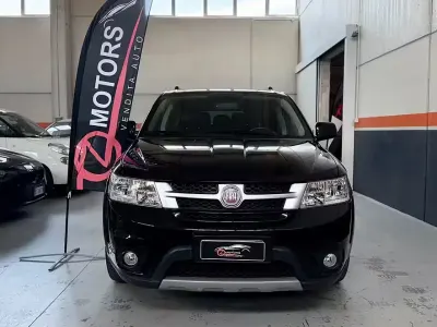 Usata Fiat Freemont Lounge 170 CV (125 kW) 2012 Nero SUV