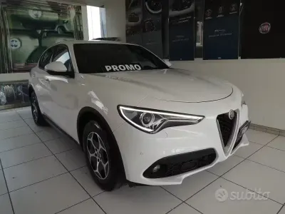 Usata Alfa Romeo Stelvio Business 190 CV (139 kW) 2022 Bianco SUV
