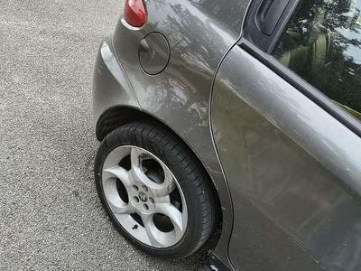 Begagnad Alfa Romeo 147 Exclusive 116 HK (85 kW) 2007 Halvkombi