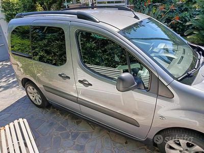 Usata Peugeot Partner Outdoor 2017 Grigio Monovolume