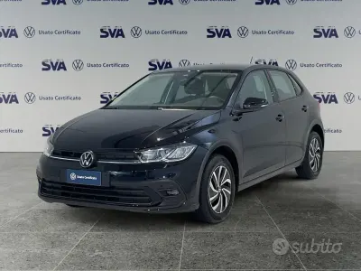 Usata VW Polo Life 95 CV (69 kW) 2025 Deep black Utilitaria