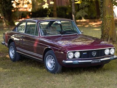 Usata Lancia 2000 140 CV (102 kW) 1973 Rosso Coupé