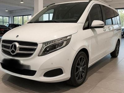 Usata Mercedes V220 163 CV (119 kW) 2022 Nero Monovolume