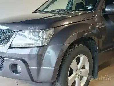 Usata Suzuki Grand Vitara 129 CV (94 kW) 2012 Grigio SUV