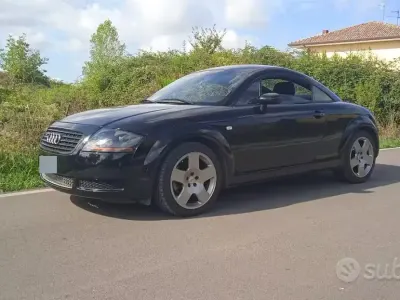 Usata Audi TT 179 CV (131 kW) 1999 Nero Coupé