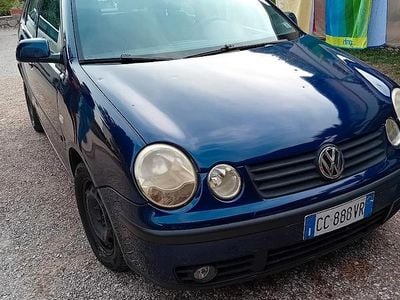 Usata VW Polo Trendline 69 CV (50 kW) 2006 Blu Utilitaria