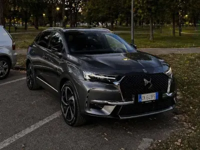 Usata DS Automobiles DS7 Crossback Grand Chic 131 CV (96 kW) 2022 Grigio SUV
