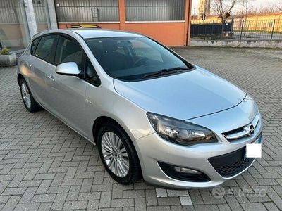 usata Opel Astra 1.7 CDTI 110CV 5 porte Cosmo