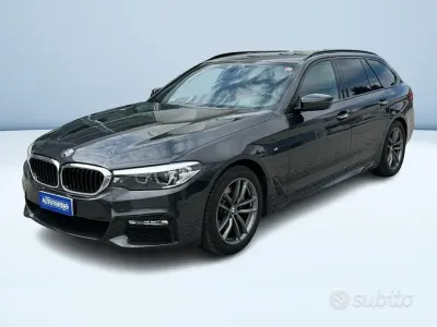 Usata BMW 520 M Sport 190 CV (139 kW) 2017 Blu metallizzato Station wagon