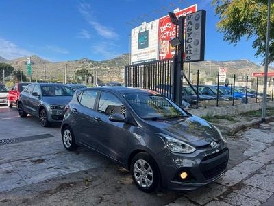 Usata Hyundai i10 Classic 67 CV (49 kW) 2015 Grigio Utilitaria