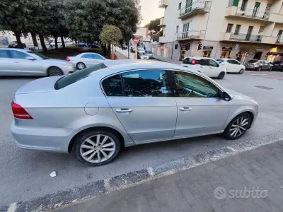Usata VW Passat 2011 Grigio Berlina