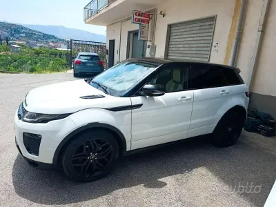 Usata Land Rover Range Rover evoque 190 CV (139 kW) 2012 Bianco SUV