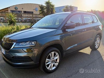 Usata Skoda Karoq Executive 110 CV (80 kW) 2021 Grigio SUV