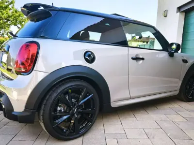 Usata Mini John Cooper Works 178 CV (130 kW) 2022 Utilitaria