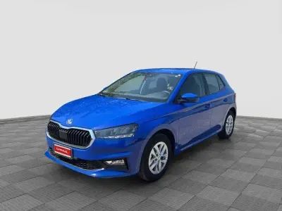 Usata Skoda Fabia Ambition 65 CV (47 kW) 2023 Blu mediterraneo Utilitaria