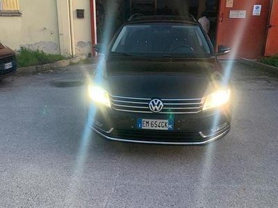 Usata VW Passat Exclusive 150 CV (110 kW) 2012 Nero Station wagon
