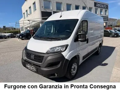 Usata Fiat Ducato 140 CV (102 kW) 2023 Bianco pastello Furgone
