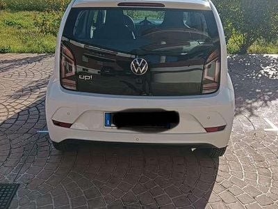 Usata VW up! Sport 65 CV (47 kW) 2021 Bianco Utilitaria