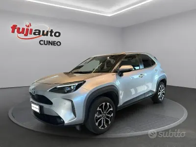 Usata Toyota Yaris Cross Trend 116 CV (85 kW) 2022 Grigio SUV