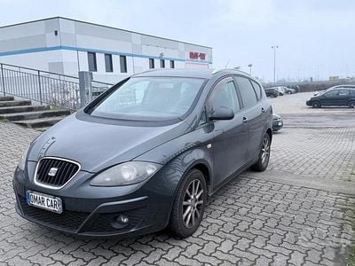 Usata Seat Altea XL 105 CV (77 kW) 2010 Grigio Monovolume