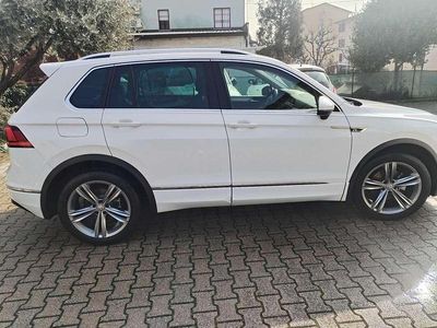 Gebraucht VW Tiguan Sportline 150 PS (110 kW) 2020 SUV