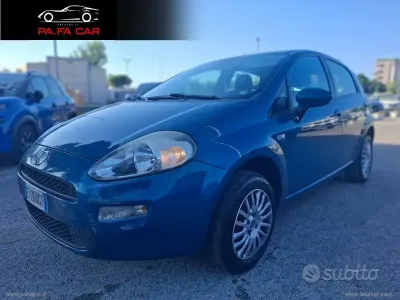 Usata Fiat Punto Lounge 77 CV (56 kW) 2014 Utilitaria
