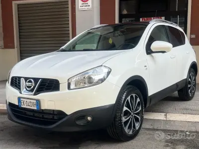 Usata Nissan Qashqai N-TEC 131 CV (96 kW) 2012 Bianco SUV