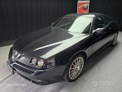 Usata Alfa Romeo 147 GTA 252 CV (185 kW) 2004 Nero Utilitaria