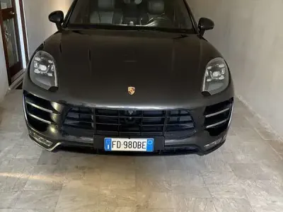 Usata Porsche Macan Turbo