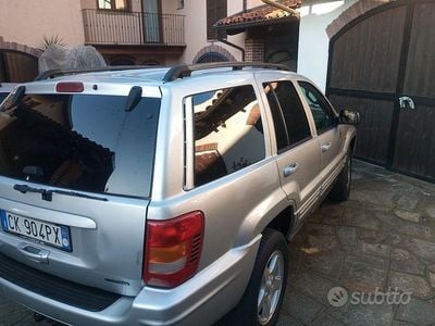 Usata Jeep Grand Cherokee 163 CV (119 kW) 2004 Grigio SUV