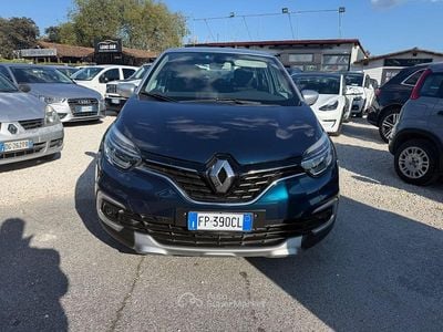 Usata Renault Captur Intens 90 CV (66 kW) 2018 Blu SUV