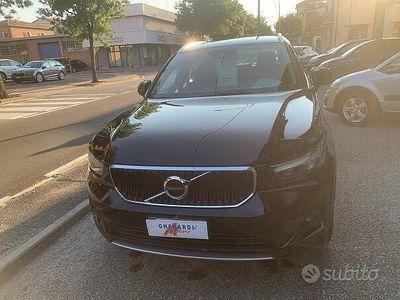 Usata Volvo XC40 Momentum 129 CV (94 kW) 2020 Nero SUV