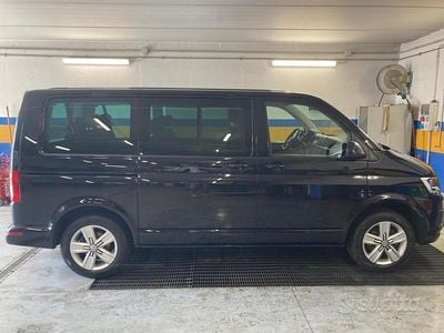 Usata VW Caravelle 150 CV (110 kW) 2019 Monovolume