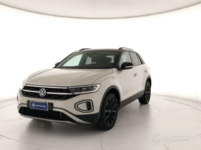 Usata VW T-Roc Style 150 CV (110 kW) 2023 Ascot grey nero SUV