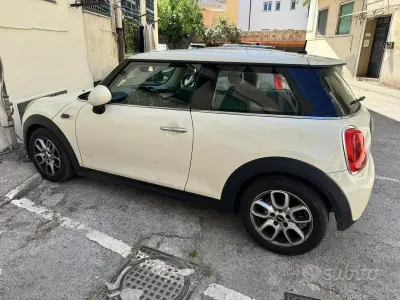 Usata Mini One D 95 CV (69 kW) 2017 Bianco Utilitaria