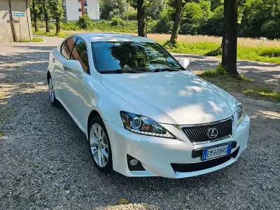 Usata Lexus IS200d Executive Line 150 CV (110 kW) 2012 Bianco Berlina
