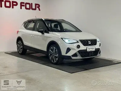 Usata Seat Arona Xperience 116 CV (85 kW) 2024 Bianco SUV