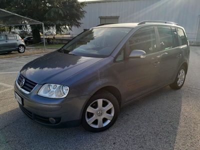 usata VW Touran 2.0 16V TDI Trendline