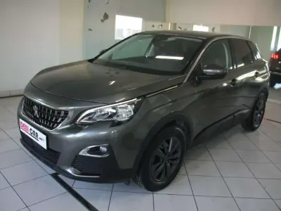 Usata Peugeot 3008 131 CV (96 kW) 2020 Grigio scuro SUV