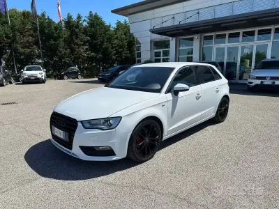 Usado Audi A3 S-Line 110 CV (80 kW) 2015 Blanco Berlina