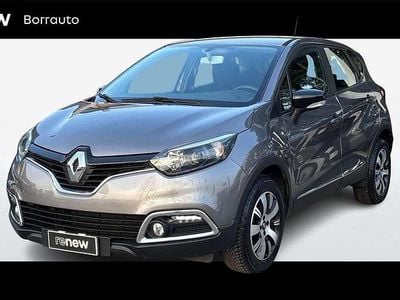 Usata Renault Captur Zen 90 CV (66 kW) 2015 Grigio scuro SUV