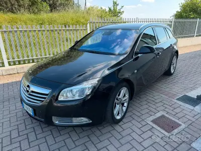 Usata Opel Insignia Cosmo 160 CV (117 kW) 2011 Nero Station wagon